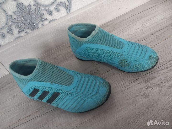 Футбольные бутсы adidas predator+гетры