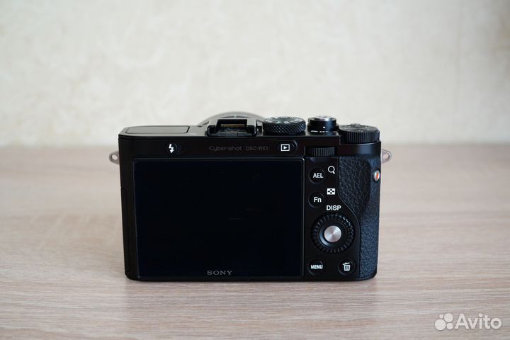 Sony RX1 (отличное состояние)