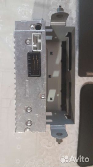 Магнитолла