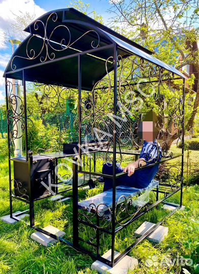 Мангал с крышей