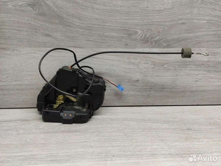 Замок двери Mercedes C W203