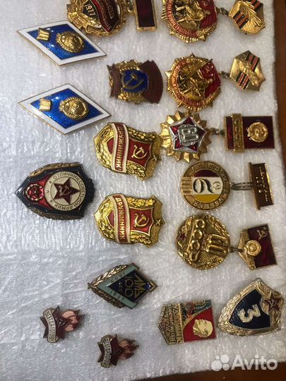 Значки (ссср, армия и др.)