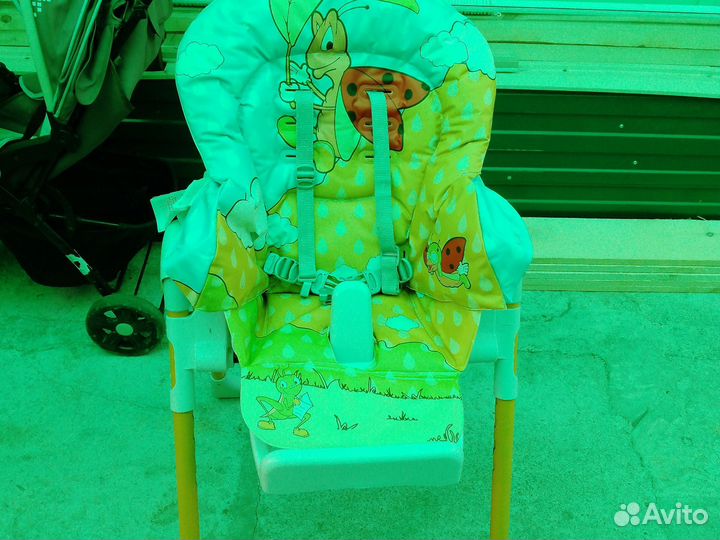 Детский стульчик для кормления