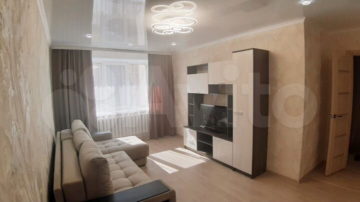 2-к. квартира, 61 м², 1/9 эт.