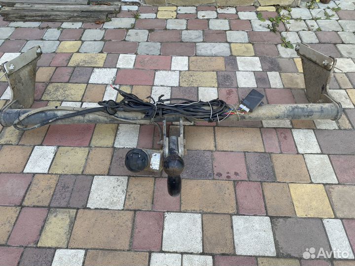 Фаркоп «Лидер» для Ford Focus 3