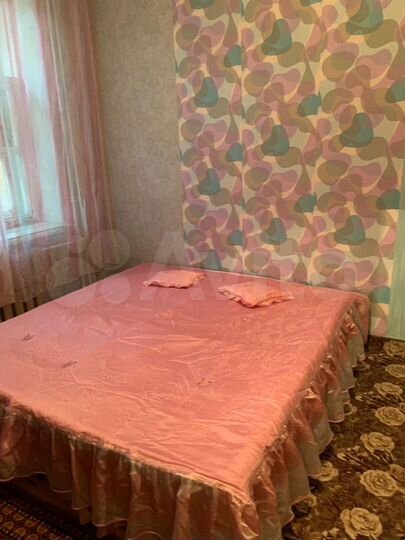 Комната 28 м² в 6-к., 2/4 эт.