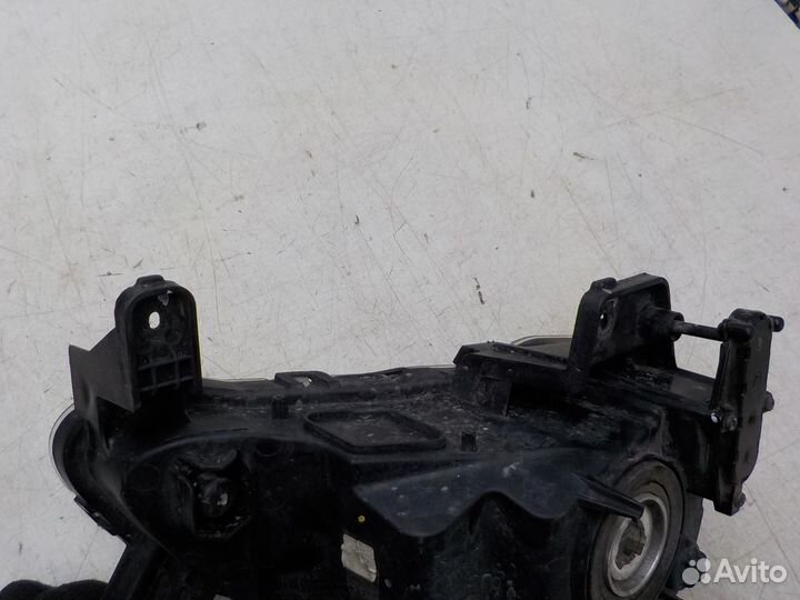 Птф левая Hyundai H-1 2018