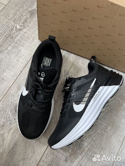 Кроссовки Nike Lunar Roam