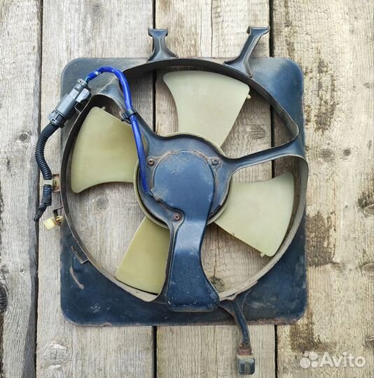 Диффузор радиатора Honda