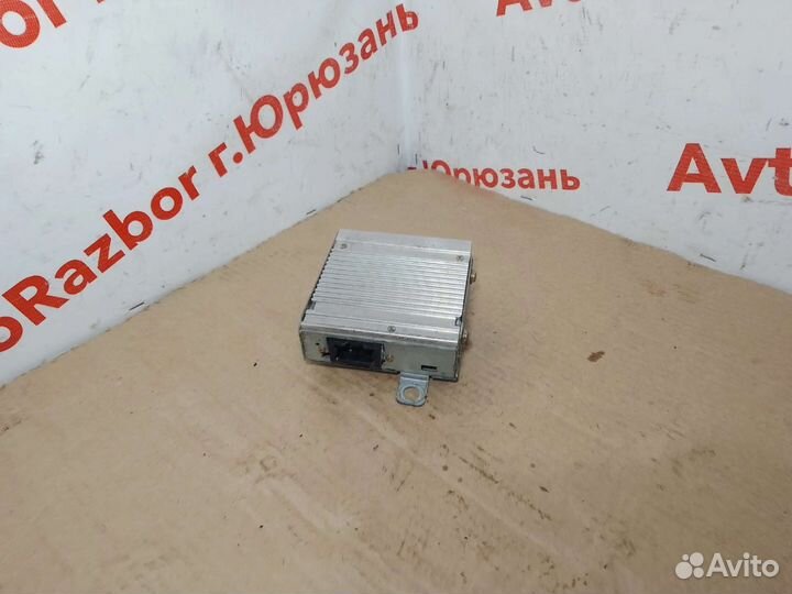 Усилитель звука Nissan Presage