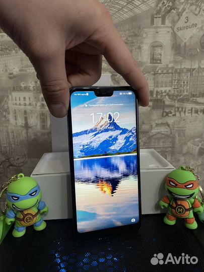 HONOR 10, 4/64 ГБ