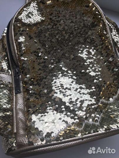 Рюкзак с пайетками