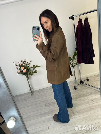 Пиджак из натуральной замши