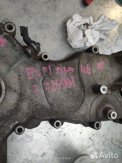 Передняя крышка грм двигателя Ford Explorer