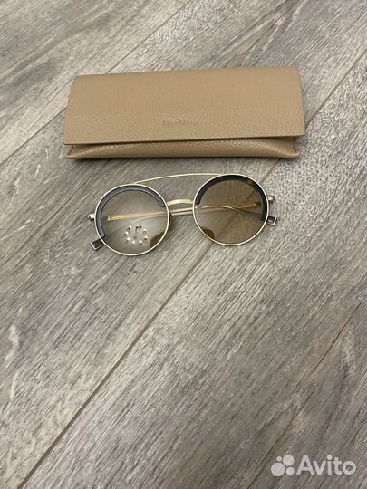 Солнцезащитные очки