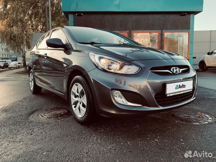 Hyundai Solaris 1.6 AT, 2013, 26 800 км