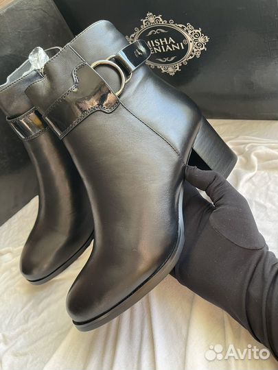 Ботинки женские