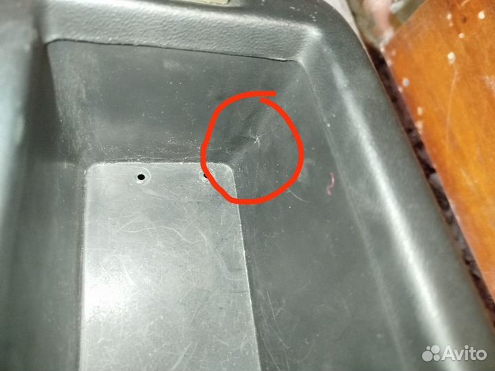 Подлокотник лада веста