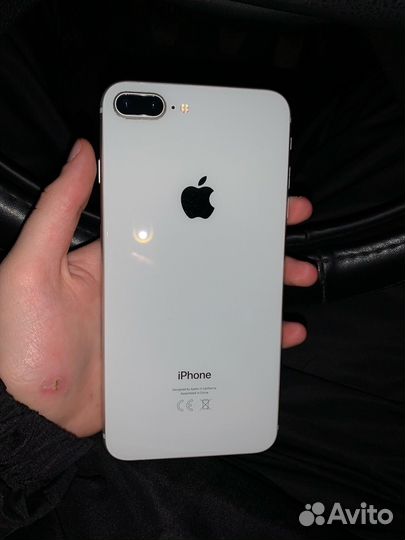 iPhone 8 Plus, 64 ГБ