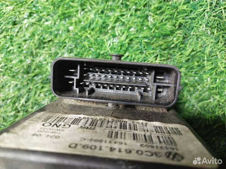 Блок ABS Volkswagen Passat (B6) VI