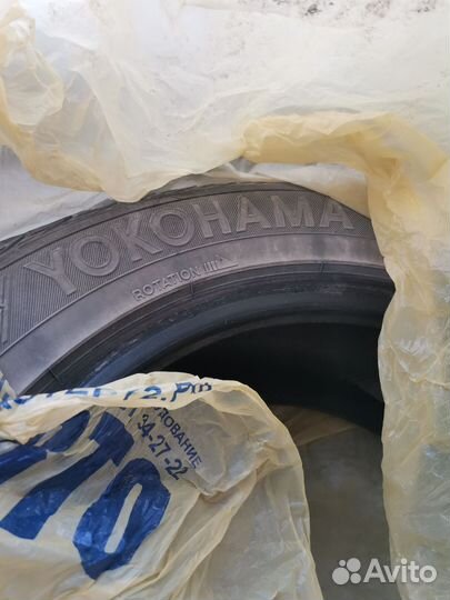 Yokohama Ice Guard Stud IG55 215/55 R16