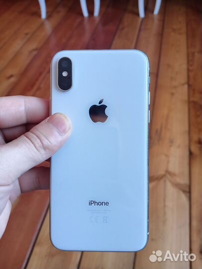 iPhone X, 64 ГБ
