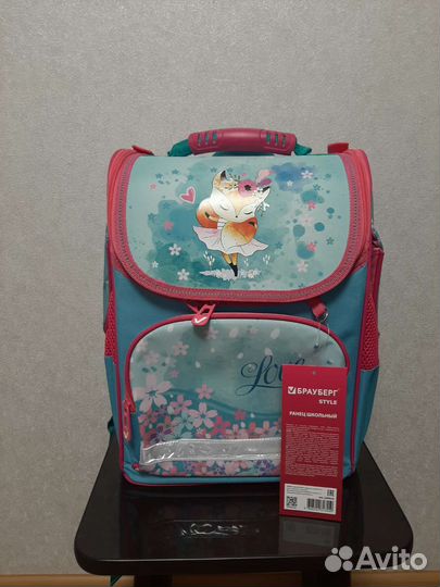 Рюкзак школьный для девочки новый