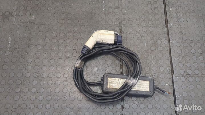 Устройство зарядное автомобильное (кабель) Nissan Leaf, 2011