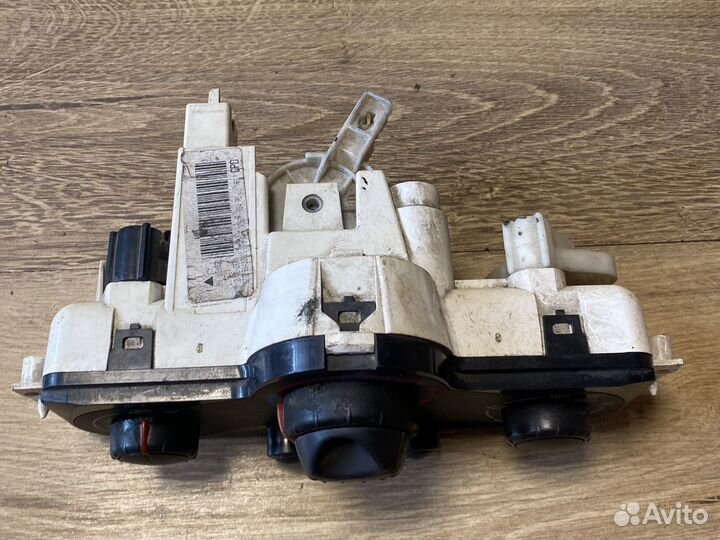 Renault megane 2 блок управления кондиционером