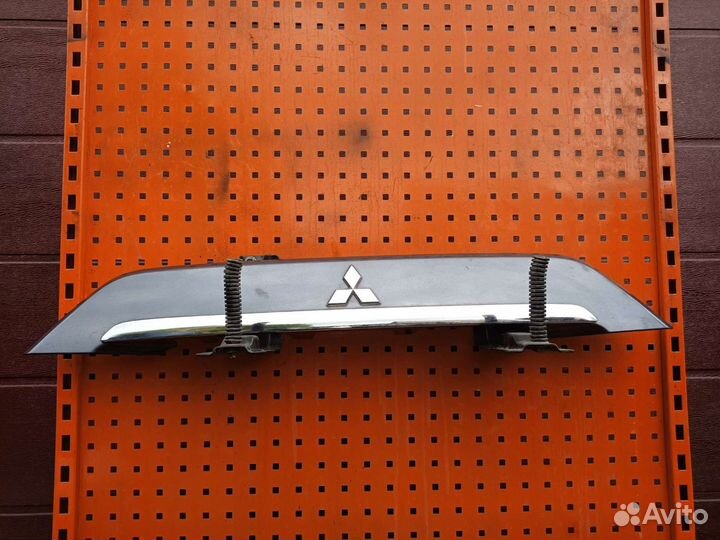 Дверь багажника Mitsubishi Outlander xl