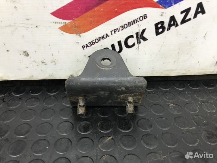 504071870 Кронштейн подвески кабины