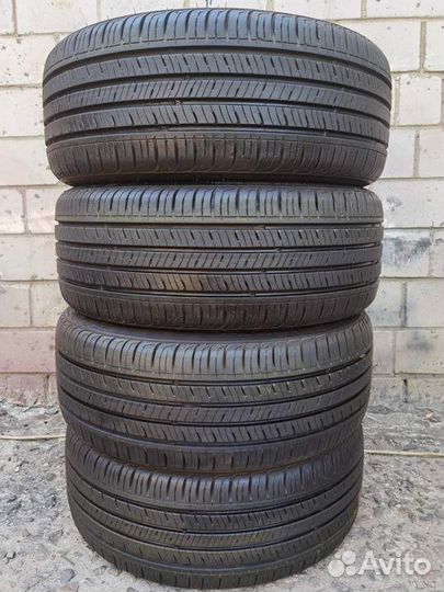 Kumho Solus TA31 215/50 R17 95V