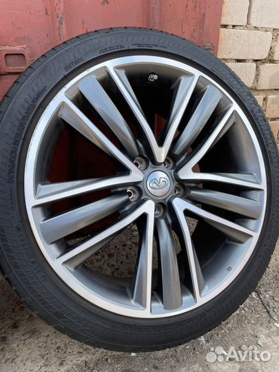 Летние колеса R19 Infiniti Bridgestone + датчики