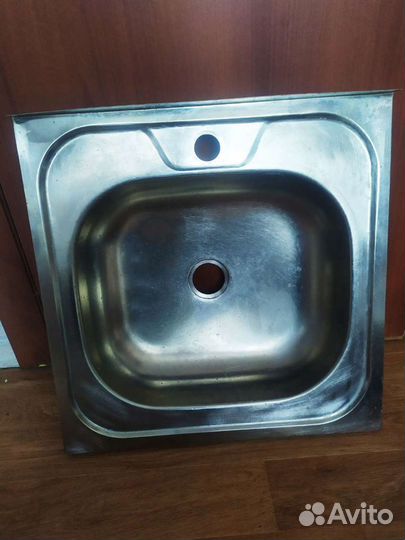 Мойка накладная 500х500мм матовая