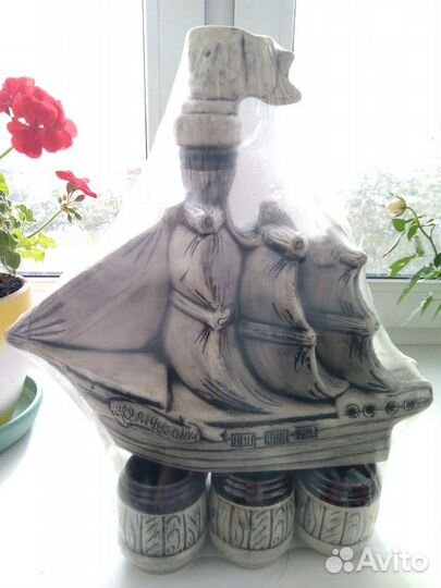 Графин подарочный