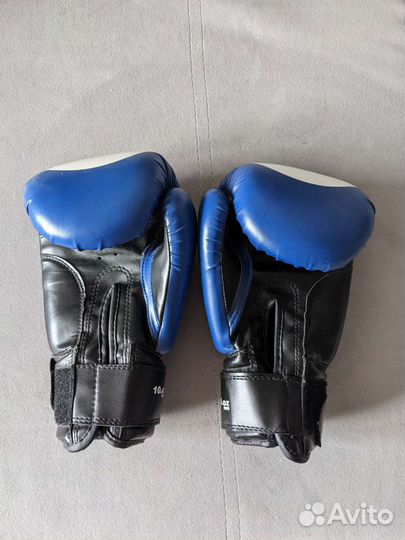 Боксерские перчатки Green Hill 10 oz