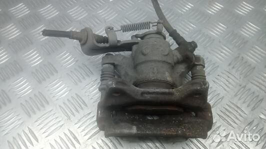 Суппорт тормозной задний правый mazda 3 BM (4GM22OO01)