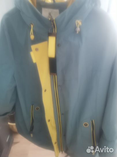 Ветровка женская р 60