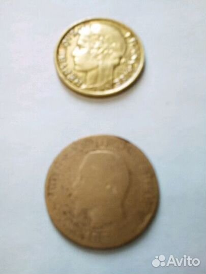 Продам монеты Франции