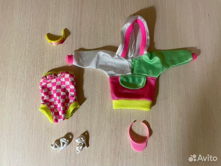 Комплекты одежды на кукол барби