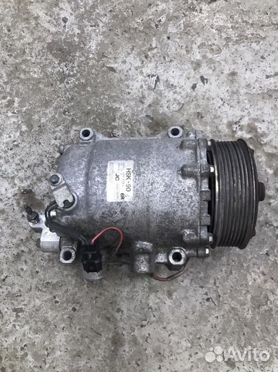 Компрессор кондиционера Honda Accord 8