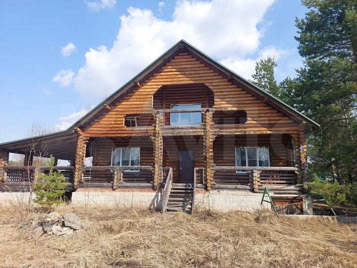 Дом 336,2 м² на участке 8,8 сот.