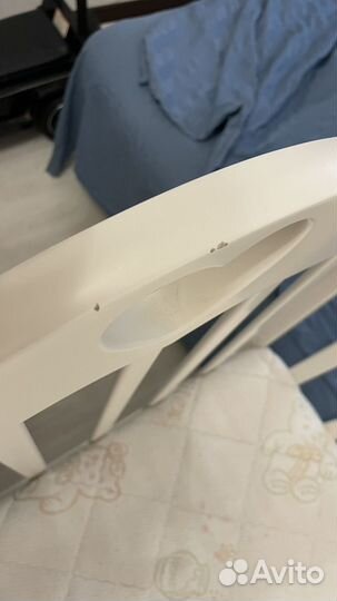 Детская кроватка с поперечным маятником