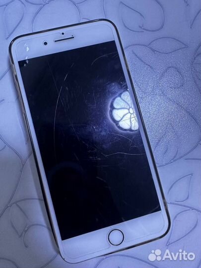 iPhone 8 Plus, 64 ГБ