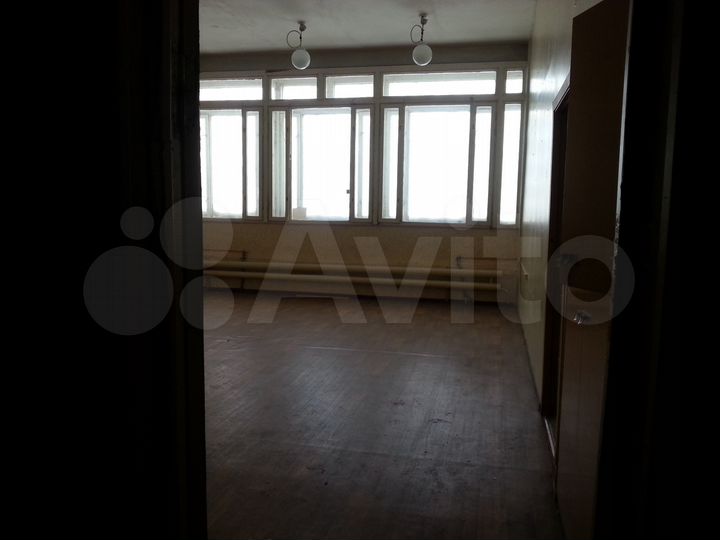 Лот 50. Помещение свободного назначения, 1678 м²