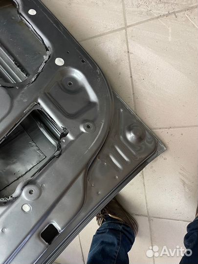 Дверь передняя левая LADA Vesta Cross