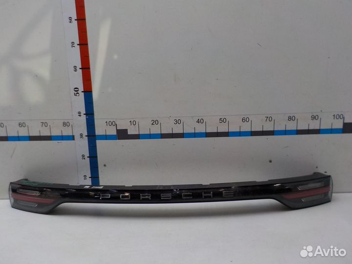 Фонарь задний правый внутренний на Porsche Cayenne