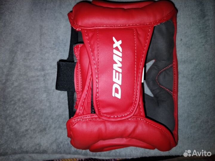 Шлем для тайского бокса