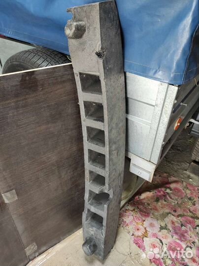 Усилитель заднего бампера Поло седан