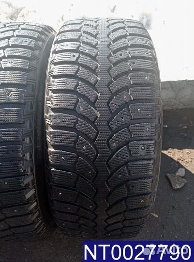 Bridgestone Blizzak Spike-01 235/55 R17 102P